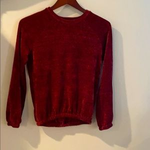 maroon sweater